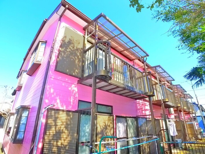 シャトルナカケイの物件外観写真