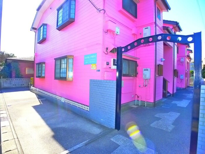 シャトルナカケイの物件外観写真