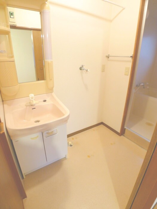 シャトルナカケイの物件内観写真