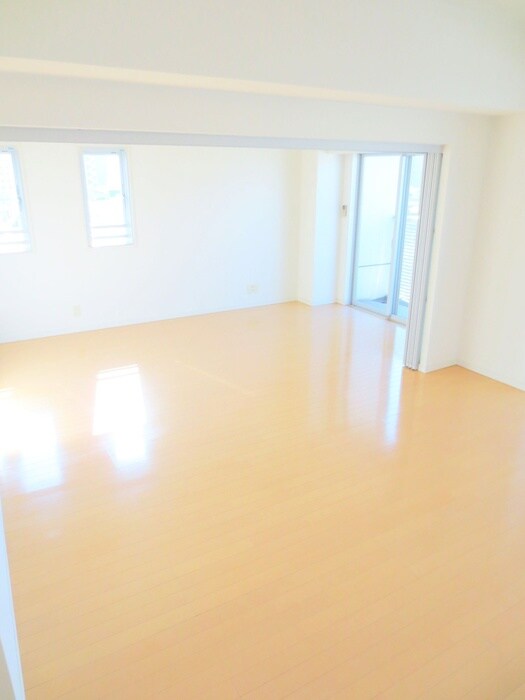 レジディア幡ヶ谷の物件内観写真