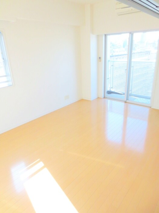 レジディア幡ヶ谷の物件内観写真