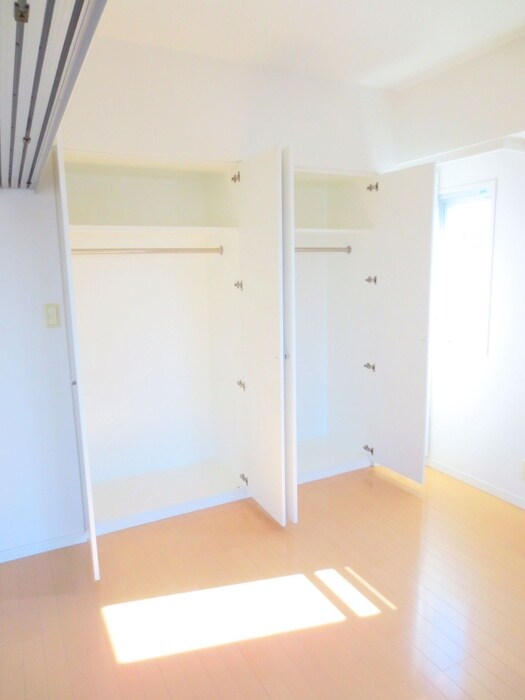 レジディア幡ヶ谷の物件内観写真