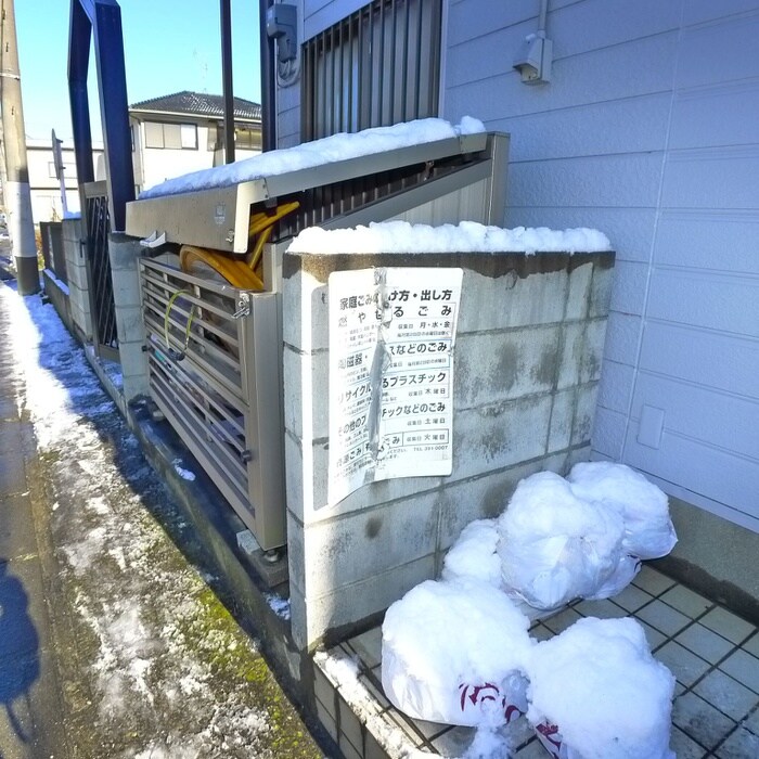 ジェネックスコートの物件外観写真