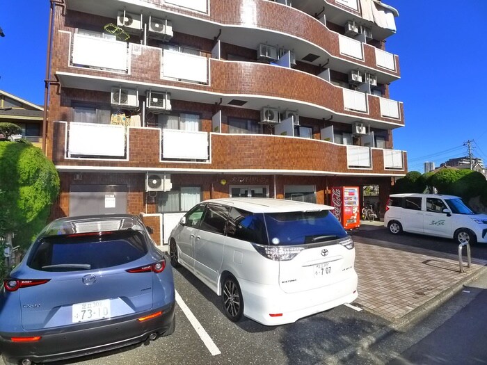 ﾒｿﾞﾝﾄﾞﾘﾊﾞｰｼﾞｭの物件外観写真