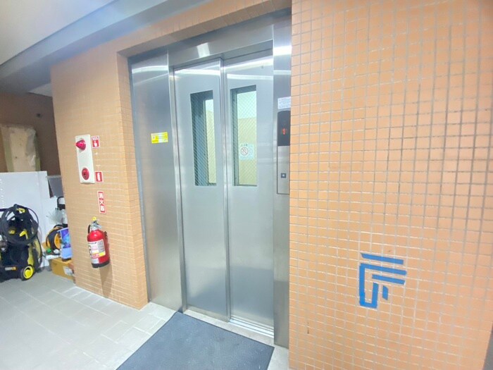 晴嵐マンションの物件外観写真