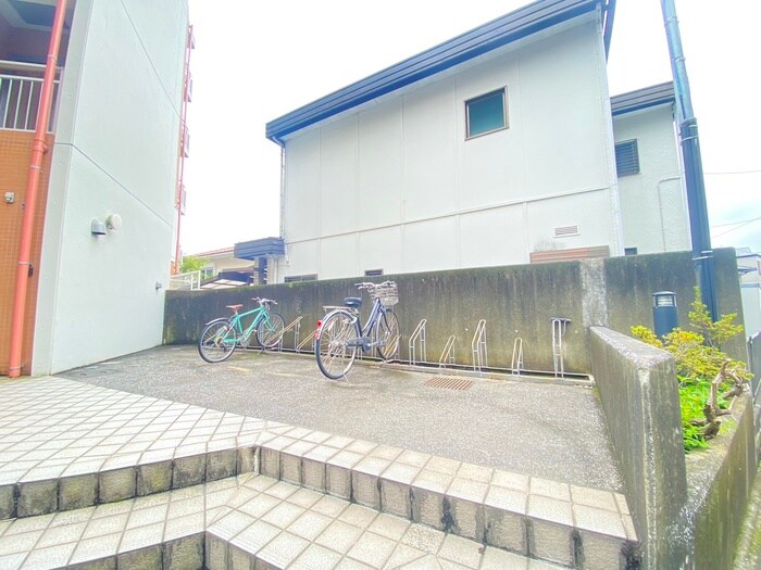 晴嵐マンションの物件外観写真