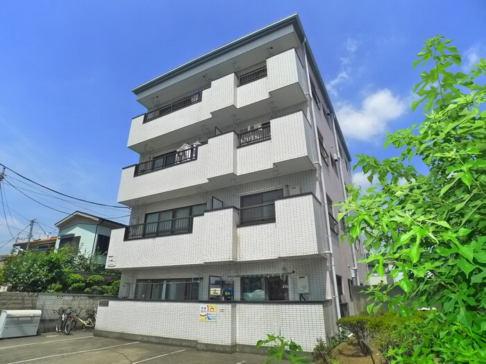 第２フラワ－パレスの物件外観写真