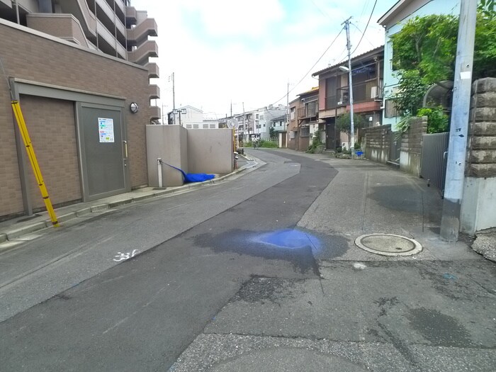 第２フラワ－パレスの物件外観写真