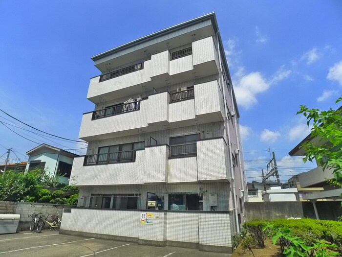 第２フラワ－パレスの物件外観写真