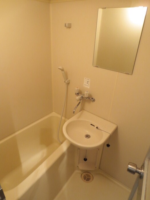 レジデンス金子の物件内観写真