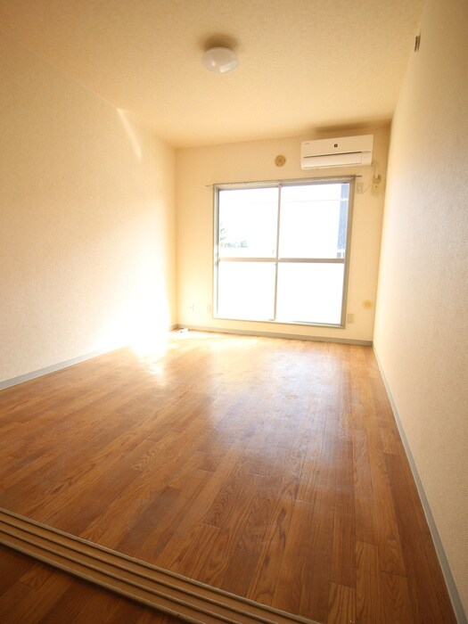 アーバン淵野辺の物件内観写真