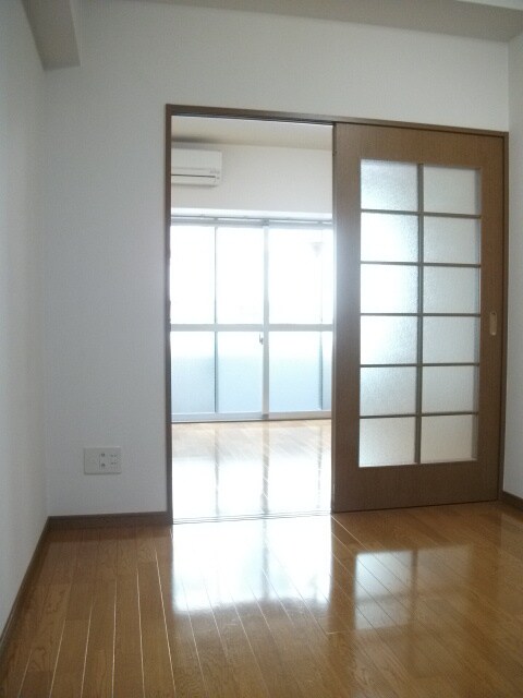 オーキッドレジデンス千葉中央の物件内観写真