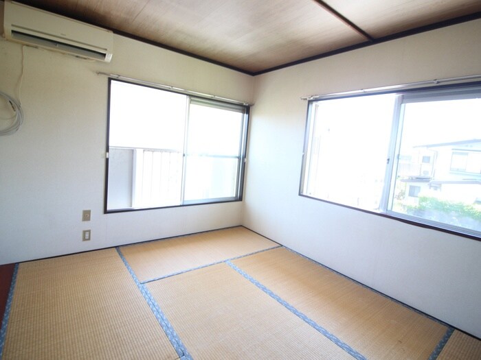 メゾンド　ソレ－ユの物件内観写真