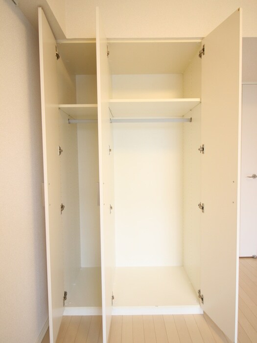 NISHI IKEBUKURO RESIDENCE(401)の物件内観写真