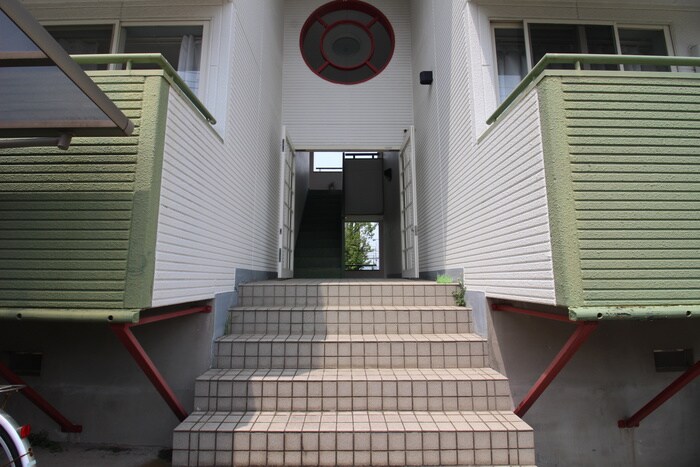 メゾン東海大の物件外観写真