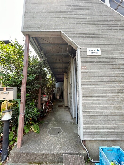 メイプルハウスの物件外観写真