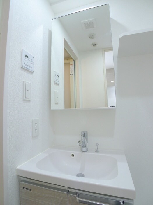 フュージョナル千住緑町(1102)の物件内観写真