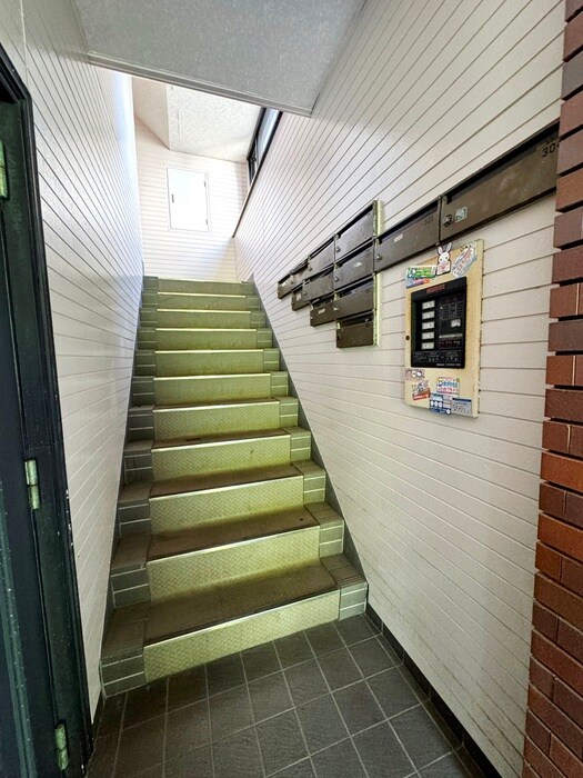 サンライト港南台の物件外観写真