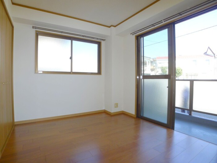 パ－クサイド明原の物件内観写真