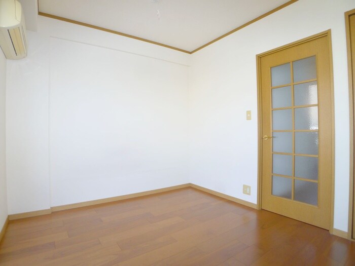 パ－クサイド明原の物件内観写真