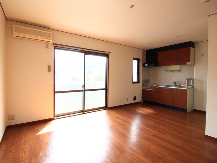 プリマベ－ラの物件内観写真