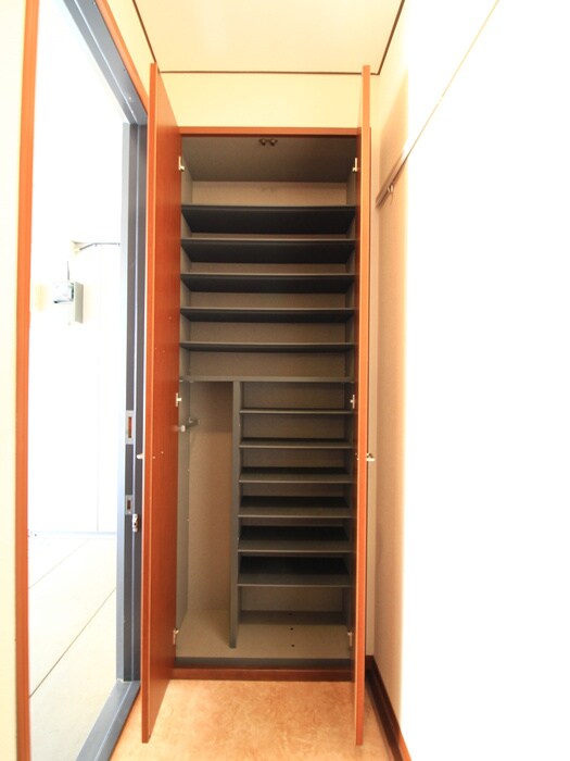 プリマベ－ラの物件内観写真