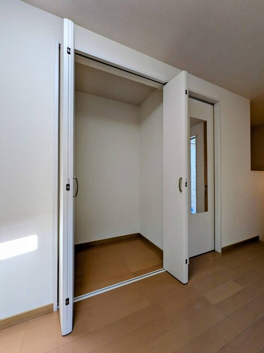 アートヒルズ南田中の物件内観写真