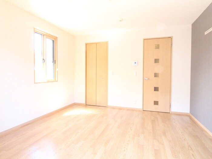 サンライズ岩本の物件内観写真