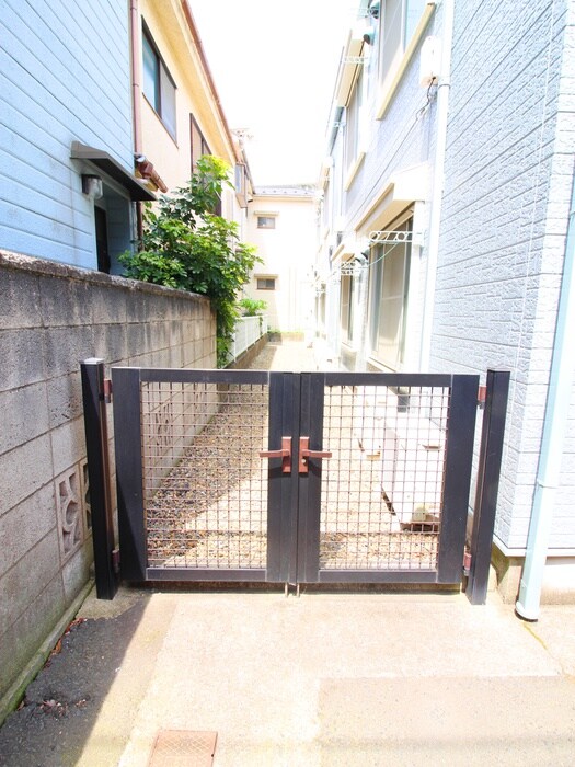 コスモス高砂の物件外観写真