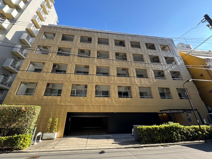 レジディア新宿イーストの物件外観写真