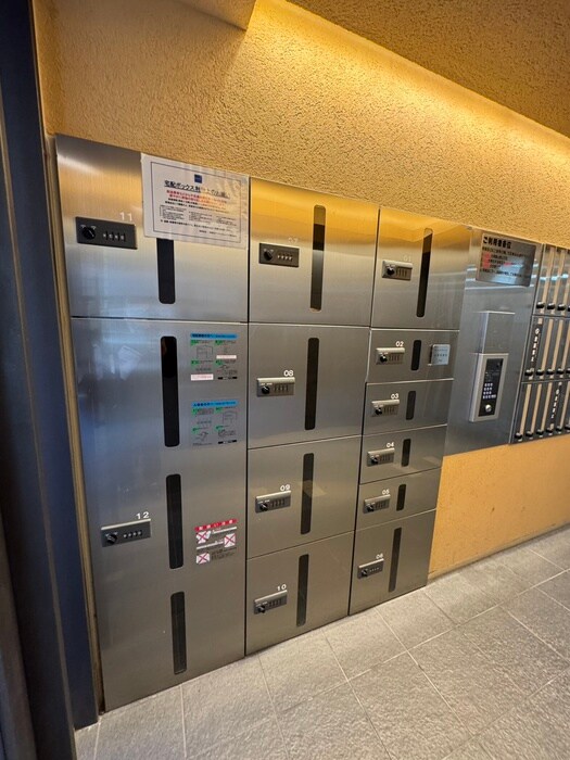 レジディア新宿イーストの物件外観写真