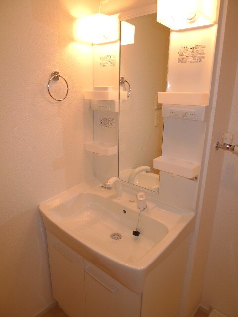 ノ－ブルⅢの物件内観写真