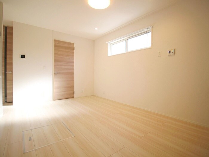 ルリアン西新井本町の物件内観写真