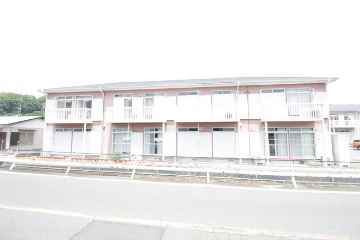 ロ－ズガ－デンＡの物件外観写真