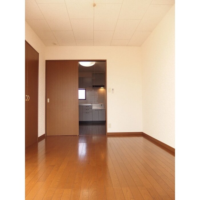 プレジールIの物件内観写真