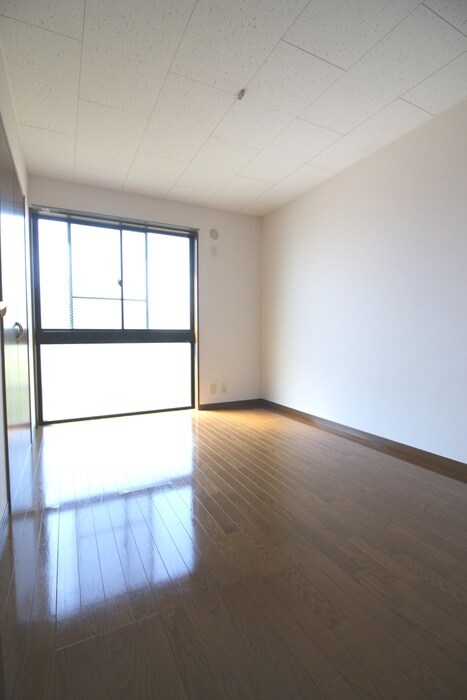 プレジールIの物件内観写真