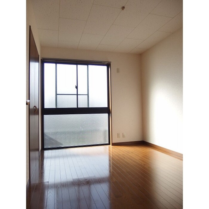 プレジールIの物件内観写真