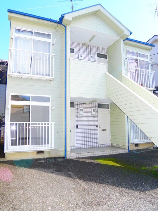 サンパーク中新井の物件外観写真