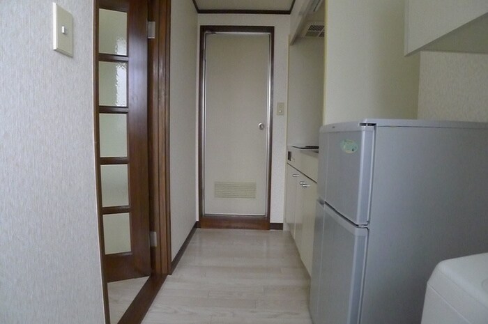 サンパーク中新井の物件内観写真