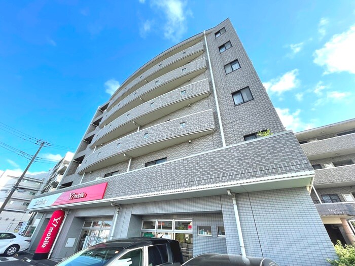 ウエストヴィレッジの物件外観写真