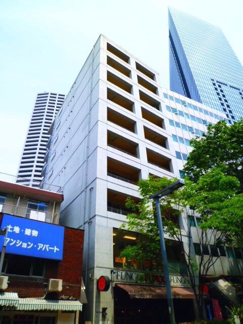 パ－クフロント西新宿の物件外観写真