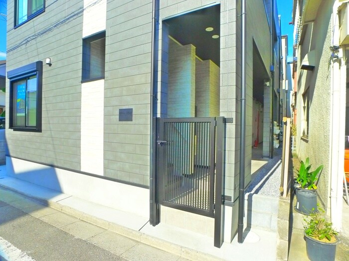 ブルーローズの物件外観写真