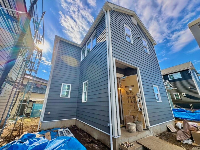 クロストン４の物件外観写真