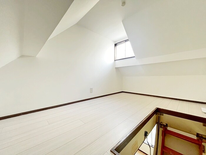 ライフピアシャレ－ドの物件内観写真