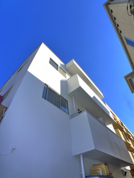 新松戸ビルの物件外観写真