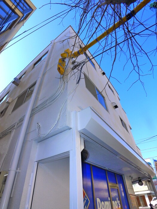 新松戸ビルの物件外観写真