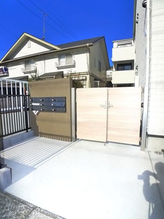 モアナコート南流山の物件外観写真