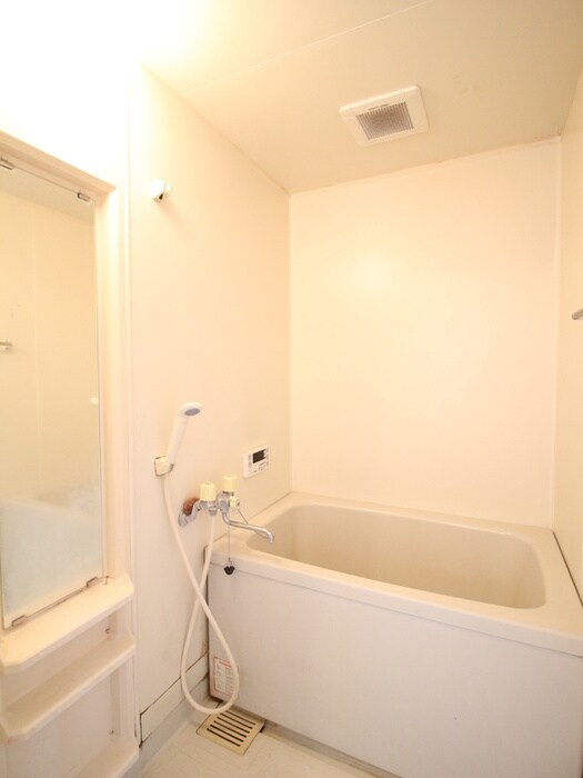 ハイランドグリ－ン池尻Ａ棟の物件内観写真