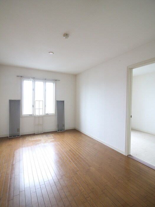 ハイランドグリ－ン池尻Ａ棟の物件内観写真