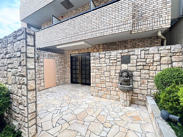 プチグランデリラの物件外観写真